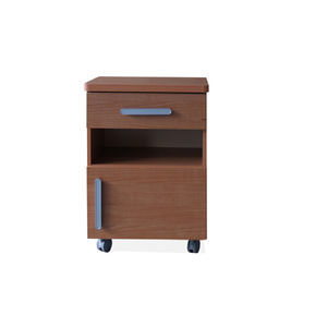 mesa de cabecera con ruedas 1