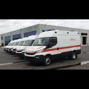 ambulancia para cuidados intensivos