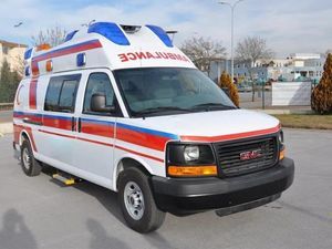 ambulancia para cuidados intensivos