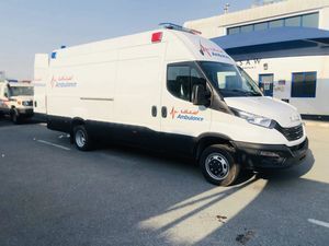 ambulancia para cuidados intensivos 1