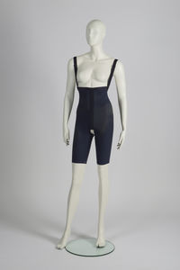pantalón corto de compresión para el cuidado posoperatorio 1