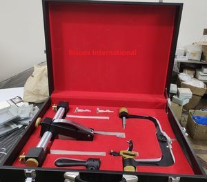 fijador craneal para neurocirugía 1
