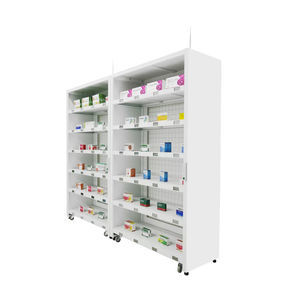 estantería de farmacia