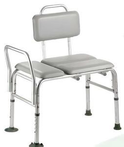silla con orinal de reposicionamiento 1