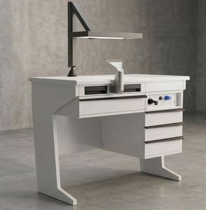 puesto de trabajo para laboratorio dental de formación