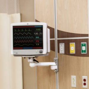 brazo para monitor mural / médico