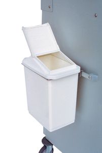 papelera de plástico