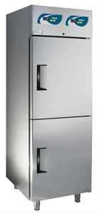 refrigerador de laboratorio