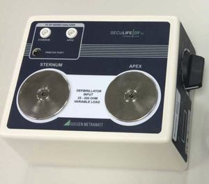 tester de desfibrilador externo 1