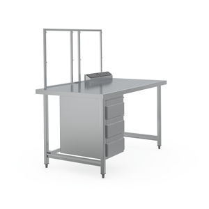 mesa de acondicionamiento de instrumental médico 1