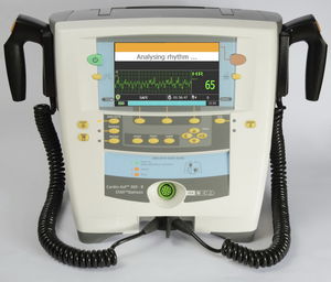 desfibrilador externo semiautomático