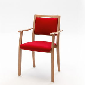 silla con reposabrazos