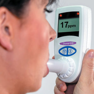 analizador respiratorio de monóxido de carbono