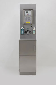 estación móvil de higiene con soporte para gel hidroalcohólico