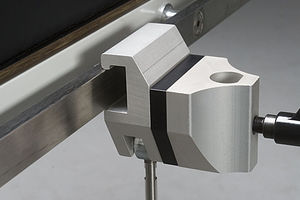 fijador para mesa de operaciones de acero inoxidable