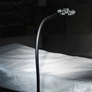 portatubos para mesa de operaciones
