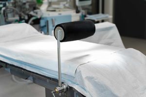 soporte para piernas para mesa de operaciones 1