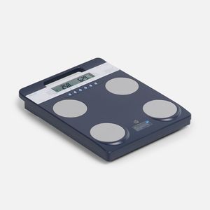 analizador de la composición corporal por bioimpedancia