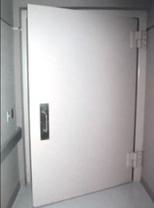 puerta para unidad de radiología 1