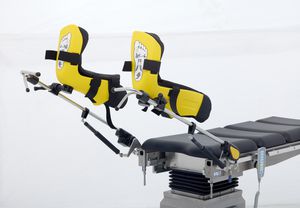 reposapierna para mesa de operaciones 1