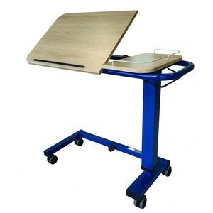 mesa de cama con ruedas 1