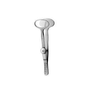 retractor labial