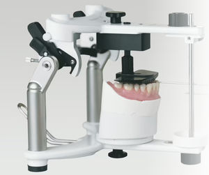 articulador dental totalmente regulable 1