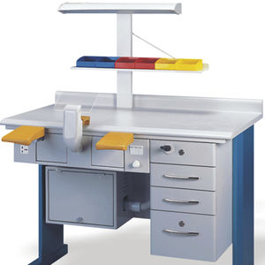 puesto de trabajo para laboratorio dental