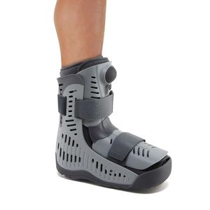 bota ortopédica inmovilizadora corta