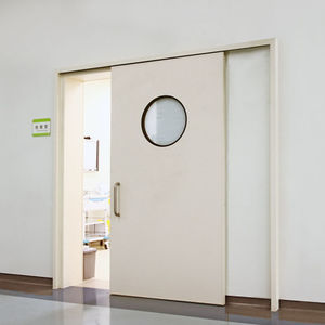puerta de hospital