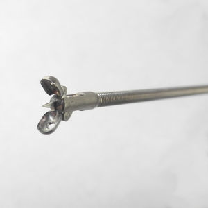 pinza quirúrgica