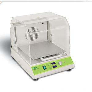 incubadora de laboratorio de cultivo celular / de mesa / con agitación