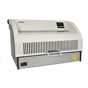 analizador para western blot semiautomatizado 1