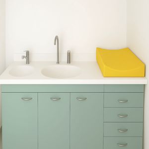 mueble cambiador con lavabo integrado