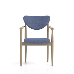 silla con reposabrazos