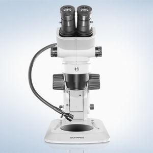 estereomicroscopio óptico
