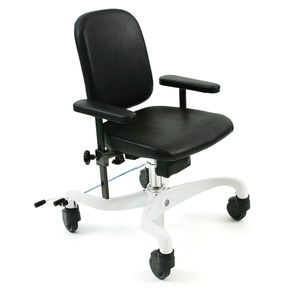 silla de oficina con reposabrazos