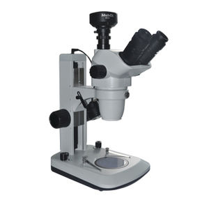 estereomicroscopio de laboratorio