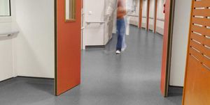 pavimento antimicrobiano