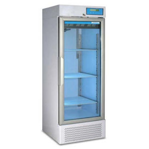 refrigerador de farmacia / de tipo armario / con descongelación automática / de acero inoxidable
