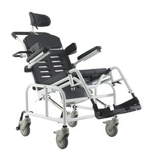 silla de ducha con reposabrazos 1