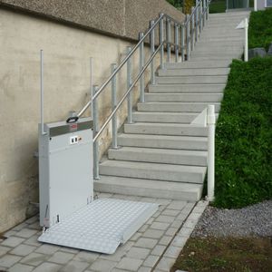 plataforma elevadora para silla de ruedas
