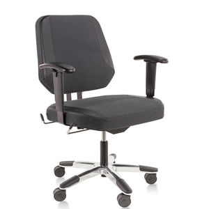 silla con reposabrazos