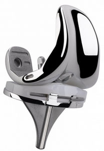 prótesis de rodilla tricompartimental