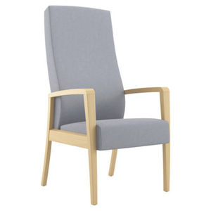silla con reposabrazos