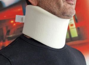 collarín cervical semirrígido
