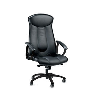 silla de oficina con reposabrazos