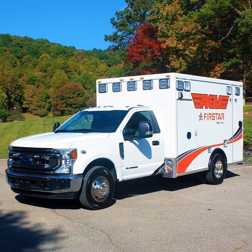 Ambulancia con cuerpo modular independiente - Firstar™ - American Emergency Vehicles - tipo I / tipo III / con oxigenoterapia