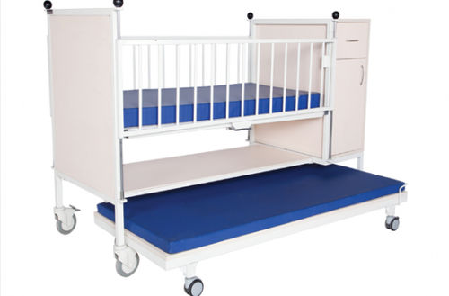 Cama de hospital - PLUS CK-03 / PB-03 - Medikal 2000 - manual / pediátrica / con ruedas