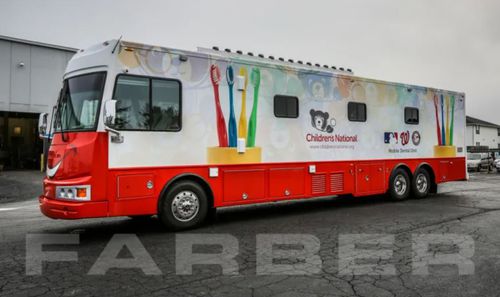 Unidad móvil hospitalaria de cuidados dentales - 16690 - Farber Specialty Vehicles - autobús / diésel
